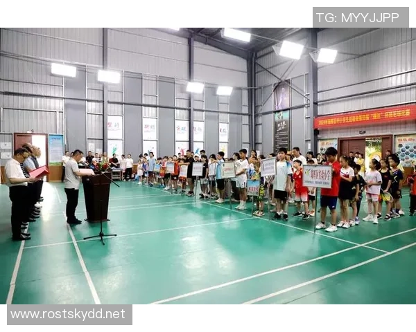 杨静专访：从青涩少女到羽毛球冠军的奋斗与成长之路