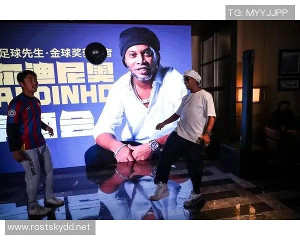 足球明星中国行趣事揭秘与球迷互动的温馨瞬间与幽默故事 足球明星中国行趣事揭秘与球迷互动的温馨瞬间与幽默故事