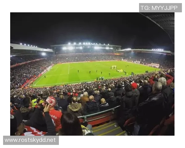 足球明星真人手办的魅力与收藏价值探秘,让你领略球场外的风采与艺术之美 足球明星真人手办的魅力与收藏价值探秘,让你领略球场外的风采与艺术之美