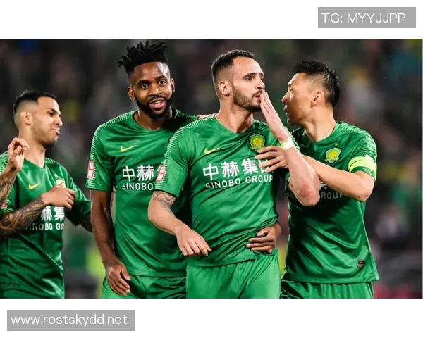 重庆篮球队在钻石联赛中以82分稳居积分榜首位展现强大实力 重庆篮球队在钻石联赛中以82分稳居积分榜首位展现强大实力