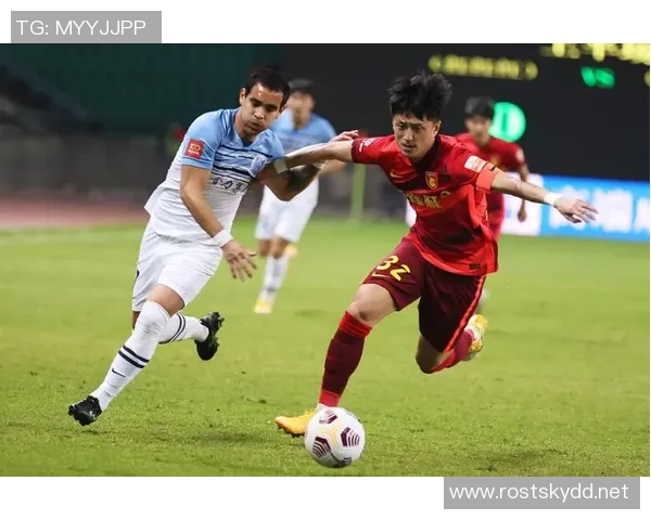 赛后复盘：深圳足球队 vs 武汉足球队的团队协作